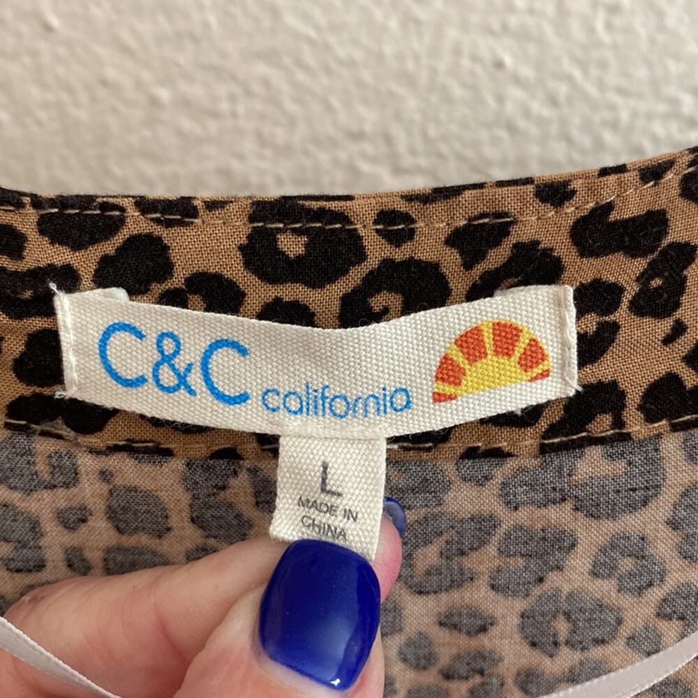 Cheetah print blouse C & C California L - Picture 3 of 8